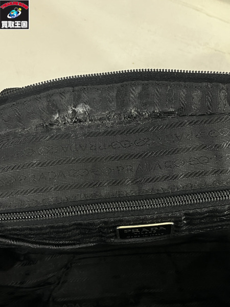 PRADA ナイロントート