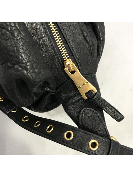ハンドバッグ miumiu/レザーハンドバッグ/黒