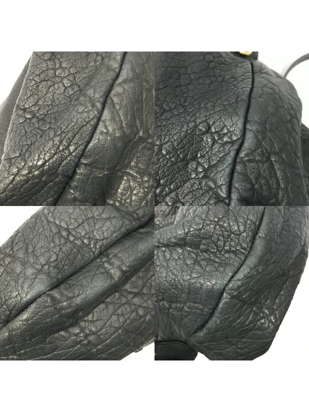 ハンドバッグ miumiu/レザーハンドバッグ/黒