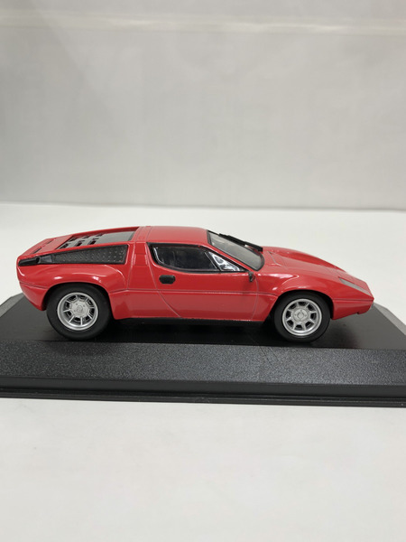 miniCHAMPS 1/43 Maserati Bora