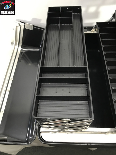 ウォーターフォード　タックルボックス