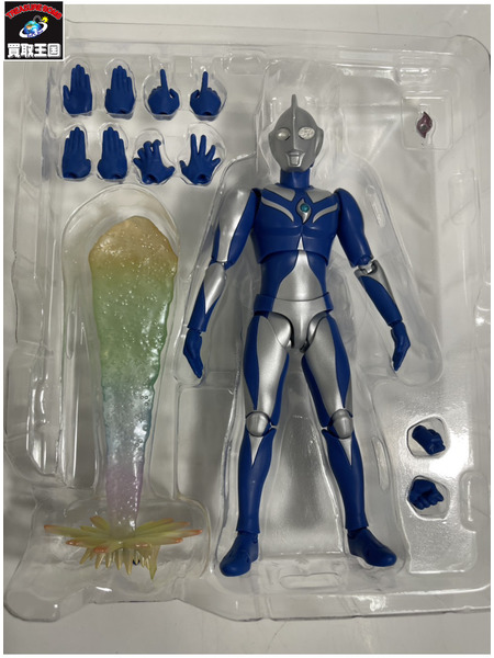 メーカー ウルトラマン S.H.Figuarts ウルトラマンコスモス ルナモード