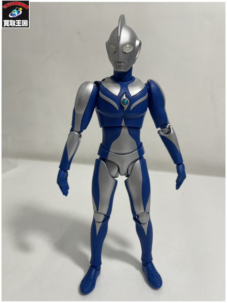 メーカー ウルトラマン S.H.Figuarts ウルトラマンコスモス ルナモード