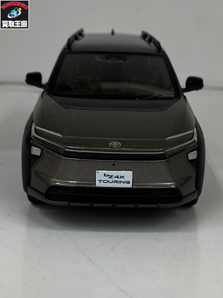 カラーサンプル bZ4X TOURING