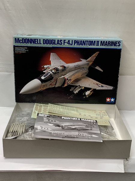 タミヤ 1/32 エアークラフトシリーズ No.8 マクダネル ダグラス F-4J ファントムII マリーン 未組立 (組立済みおまけパーツ付き) ダメージあり アメリカ海軍 戦闘機