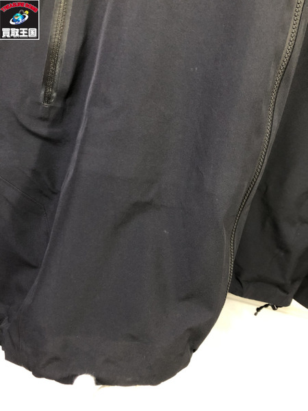 ARC'TERYX マウンテンパーカ Beta Lt Gore-Tex Pro M 黒