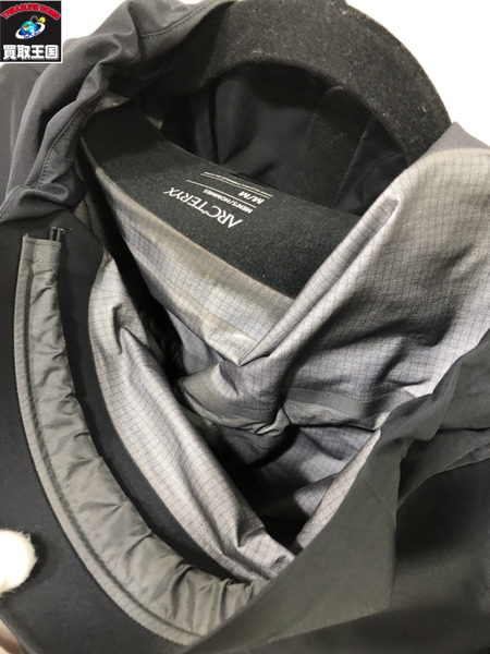 ARC'TERYX マウンテンパーカ Beta Lt Gore-Tex Pro M 黒