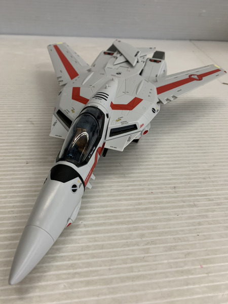 その他グッズ ロボットその他 超時空要塞マクロス DX超合金 VF-1J バルキリー 初回限定版