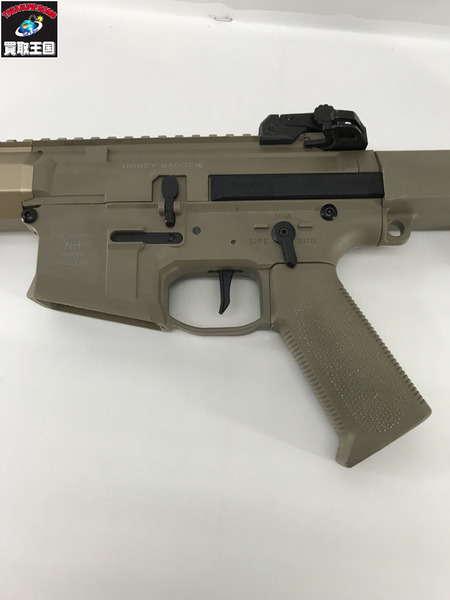 電動ガン DOUBLE EAGLE Honey Badger