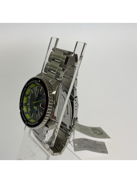 SEIKO HUF SEIKO5 SPORTS 限定モデル メンズ時計 4R36-16J0/自動巻キ/箱有