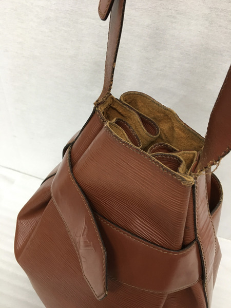 LOUIS VUITTON　エピ サックデポールGM