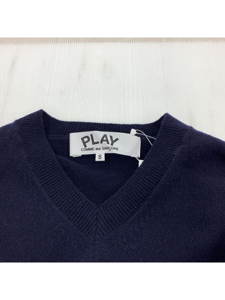 PLAY COMME des GARCONS/Vネックニット/紺/S