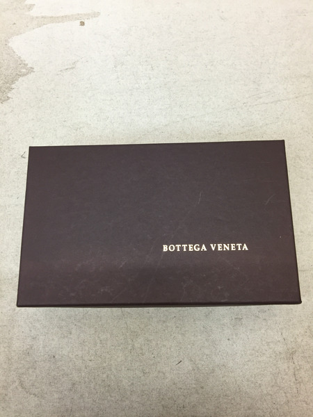 Bottega Veneta イントレチャート ラウンドジップ ウォレット ゴールド
