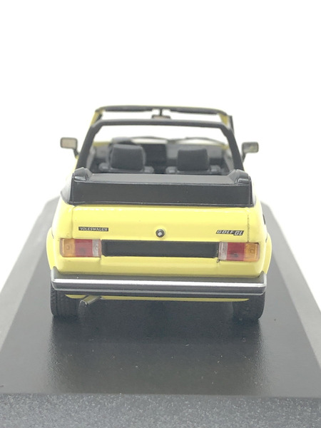 1/43 フォルクスワーゲン ゴルフ ガブリオレ 1980