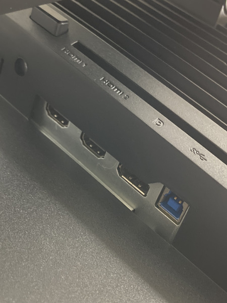 DELL 32インチ 4K ゲーミングモニター