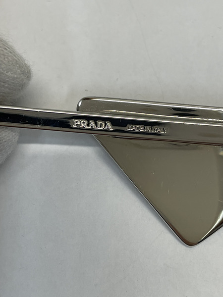 PRADA 三角ロゴメタル トライアングル ヘアピン BLK 小物