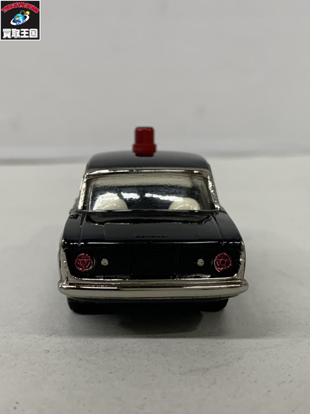 1/43スケールカー adovanspirit スカイライン 覆面パトカー