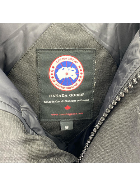 CANADA GOOSE ダウンジャケット CRESTON S
