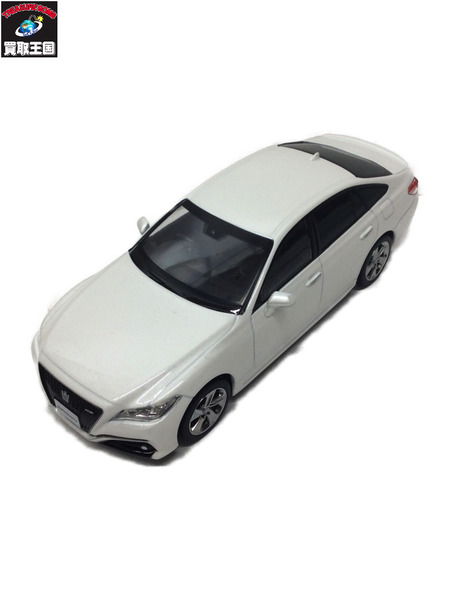 カラーサンプル 1/30 トヨタ クラウン CROWN RS Advance 090