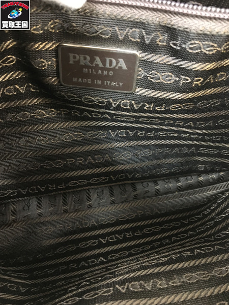 ショルダーバッグ PRADA スウェードチェーンショルダー　茶[値下]