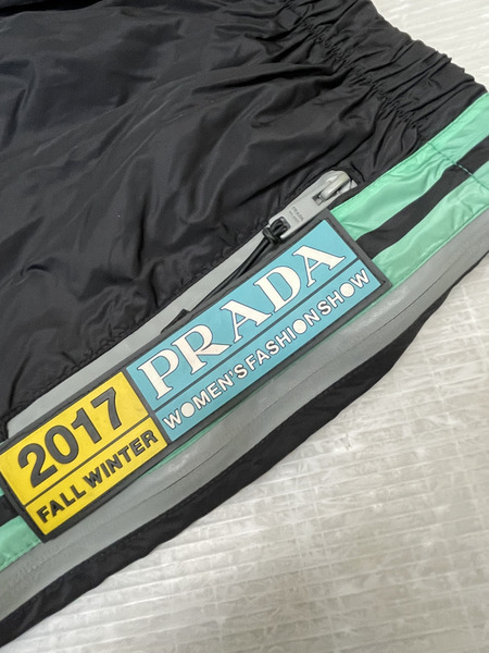 PRADA 17AW ラバーロゴ ナイロントラックパンツ 38S 黒 ACS12017 1466