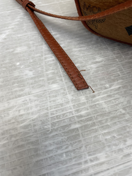 MCM ロゴグラム ヴィセトス ラウンドショルダーバッグ