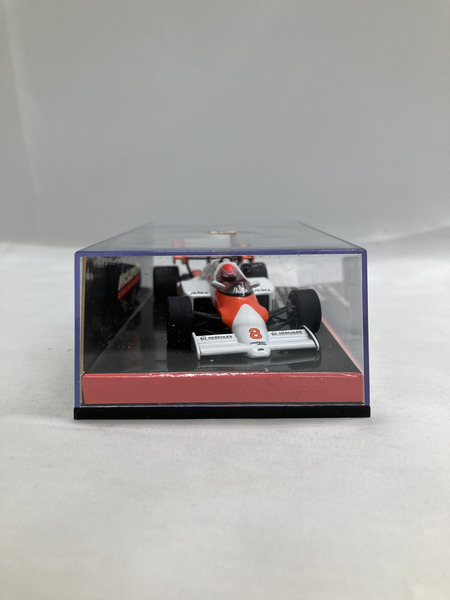 1/43スケールカー 32ミニチャンプス McLAREN WORLD CHAMPION 1984 #8