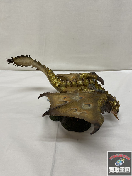 モンスターハンター フィギュアビルダー 金火竜 リオレイア 希少種 クリエイターズモデル