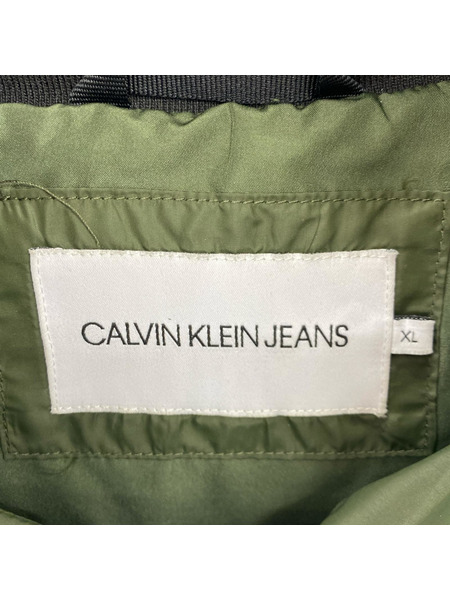 Calvin Klein ダウンジャケット ダウンジャケット カーキ (XL) J323063