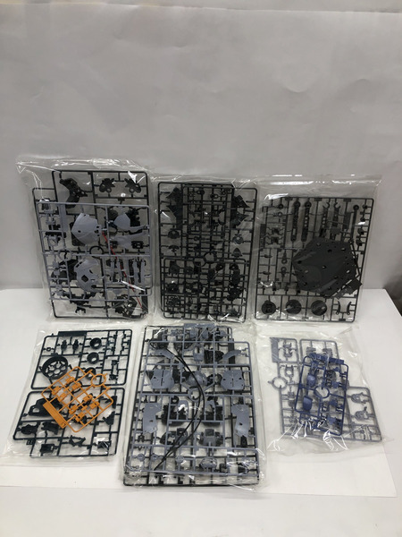 ガンプラ BANDAI 1/144スケールプラモデル RG ジオング