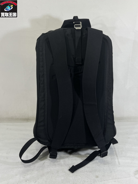 ARC'TERYX ARRO 20 BUCKET BAG