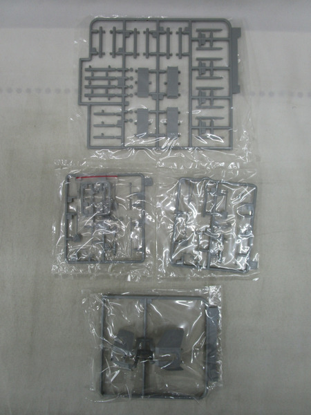 6.ドラゴン 1/35 Sd.Kfz.131 PanzerJager II fur Pak40/2 ”MARDERII”