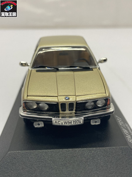 PMA BMW 733I ゴールドM  1/43