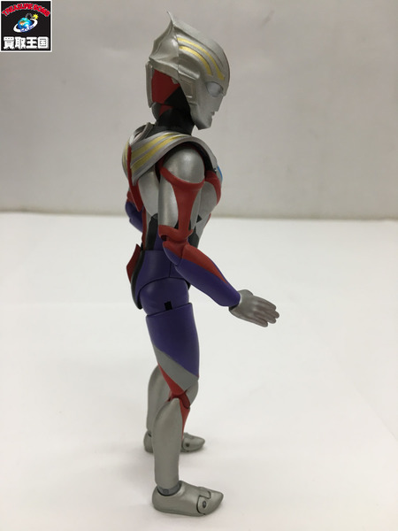 SHフィギュアーツ ウルトラマンオーブ　スペシウムゼペリオン