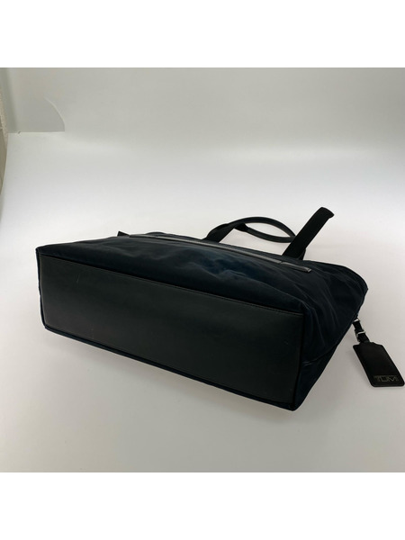 TUMI East West Tote ビジネストートバッグ ブラック 141634
