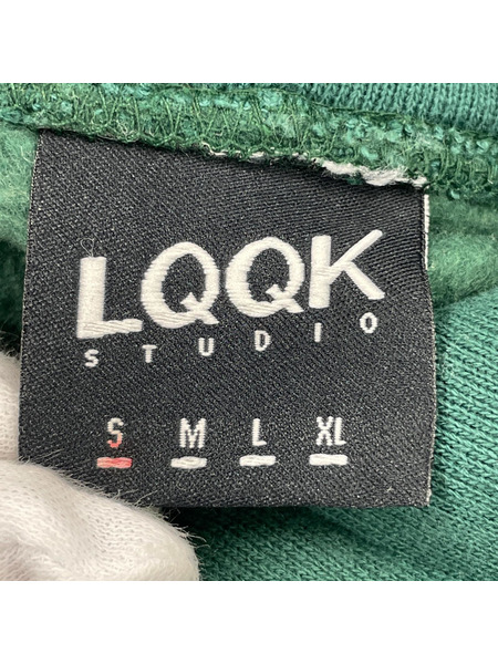 .LQQK スクエアロゴ パーカー（ジップアップ） S/緑