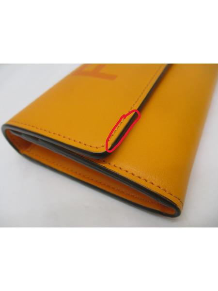 長財布 FENDI ローマ コンチネンタル 長財布