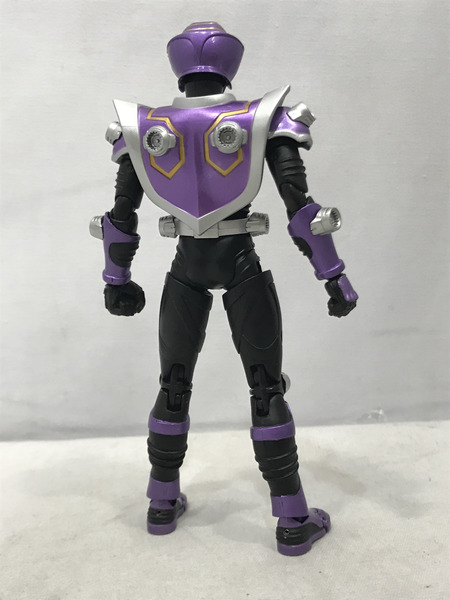 メーカー 仮面ライダーフィギュア S.H.Figuarts 仮面ライダー王蛇