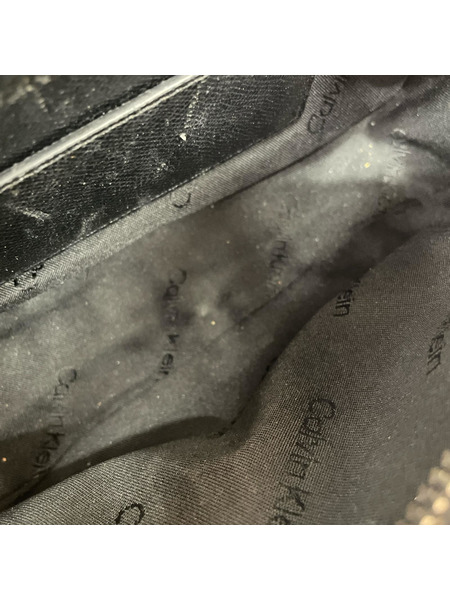 Calvin Klein ショルダーバッグ