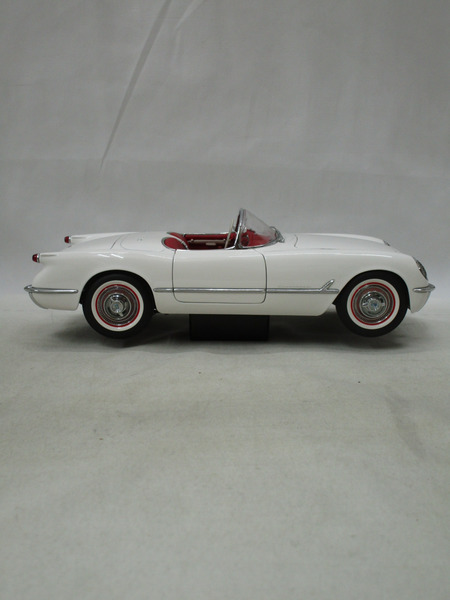 1/18スケールカー オートアート　1/18 コルベット　1953