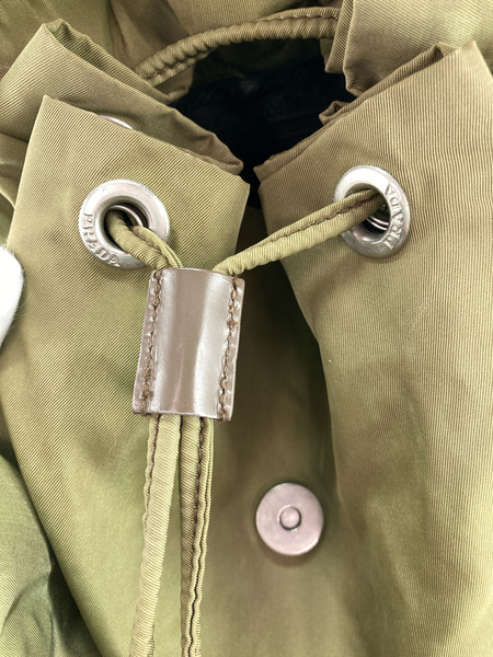 PRADA バックパック　ナイロンリュック　カーキ[値下]