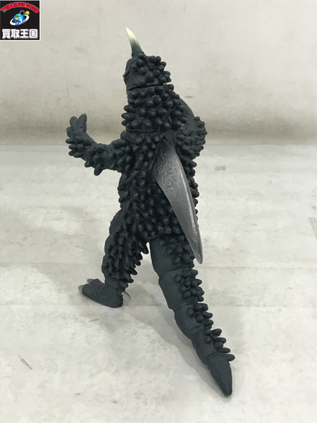 メーカー ウルトラマン バンダイアルティメットルミナス ブラックギラス レッドギラス