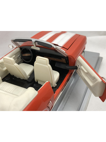 AMERICAN　MUSCLE　1/18　1969　CHEVY　CAMARO　RS