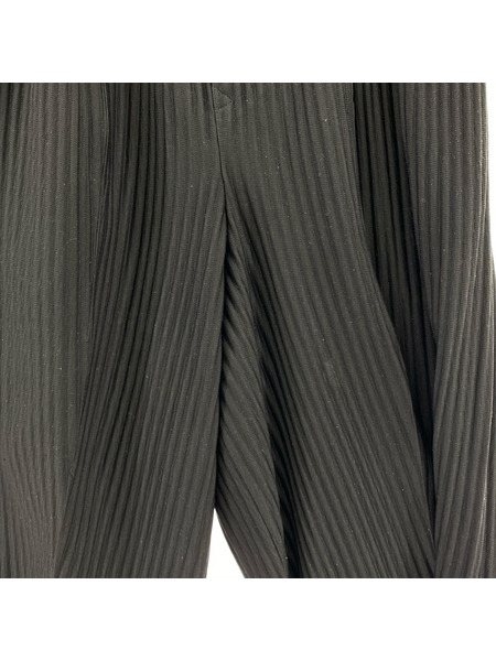 ISSEY MIYAKE パンツ HOMME PLISSE パンツ 黒 (1)