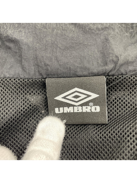 umbro ジャケット PUBLUX別注 ナイロンジャケット 黒　Ｍ[値下]
