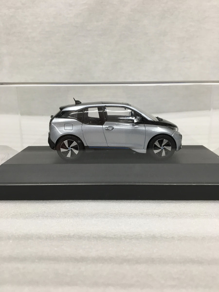 BMW i3 1/43 カラーサンプル