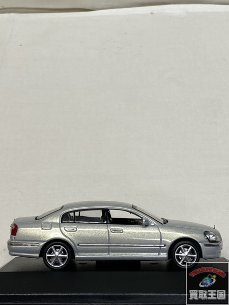 1/43 京商 J collection NISSAN CIMA 450 VIP Champagne silver