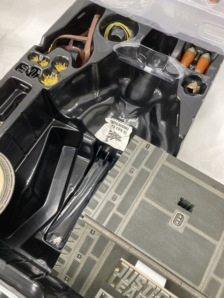 HotToys ワンダーウーマン ジャスティスリーグ ※劣化あり[値下]