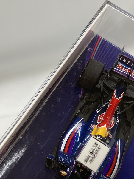 1/43スケールカー MINICHAMPS   WINNER INDIAN GP 2013