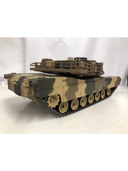 ラジコン 1/24 アメリカ軍主力戦車 M1A2 エイブラムス砂漠迷彩仕様(三色迷彩)